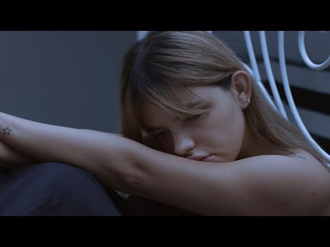 Видео: ЖИЗНЬ С ТРЕВОГОЙ (панические атаки, агорафобия и генерализованная тревожность)