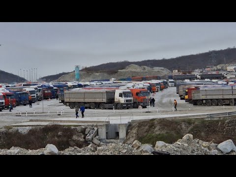 Видео: Будни зерновозов, не работает поворотник ремонт рэле маз.