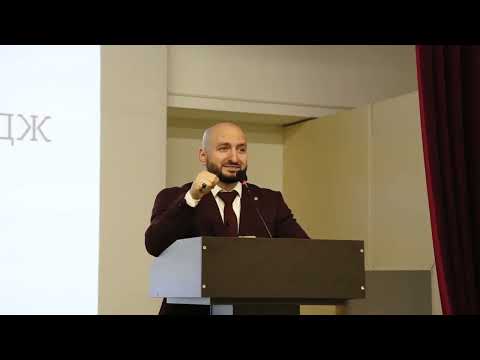 Видео: «Семейные ценности» - Мурад Алискеров