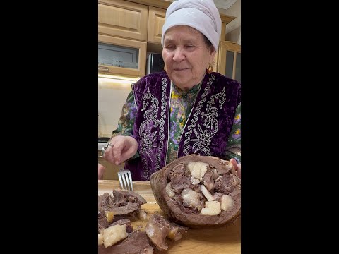 Видео: Уникальное Блюдо Ұлпершек : казахский рецепт с Қазы и сердцем лошади!