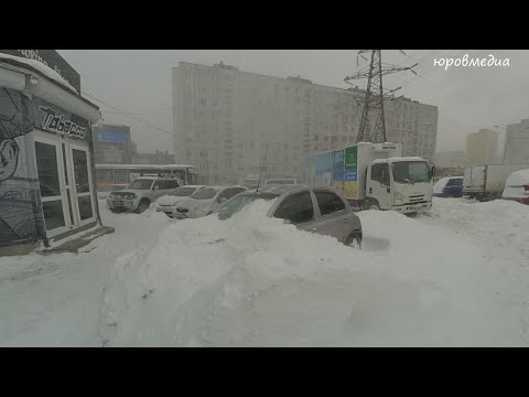 Видео: СНЕЖНЫЙ ЦИКЛОН "Ахуевший" третьи сутки потрошит Владивосток Бухта Тихая 23.12.22