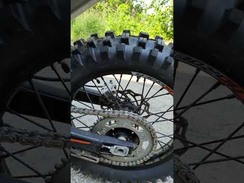 Видео: Regulmoto Norden, резина Gummy 754