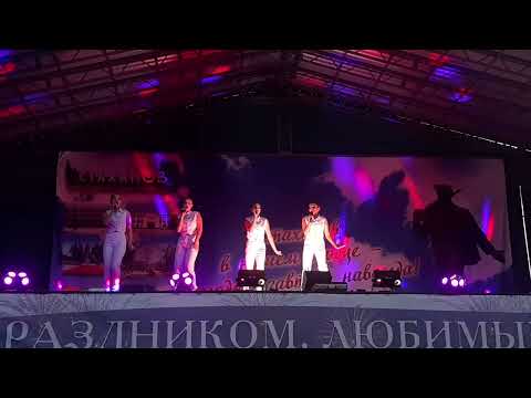 Видео: Алая роза "Летний город" сл. и муз. Д.Воскресенского.