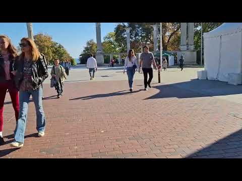 Видео: Субботняя прогулка по центру Варны