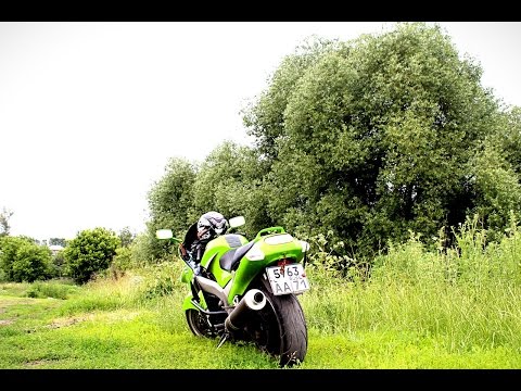 Видео: Kawasaki zzr 1100 японская надежность,до сих пор в строю!