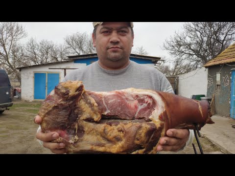 Видео: Вкуснейший, домашний окорок!