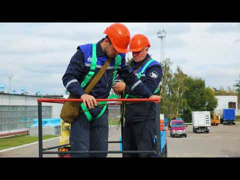 Видео: Работы внутри колодцев