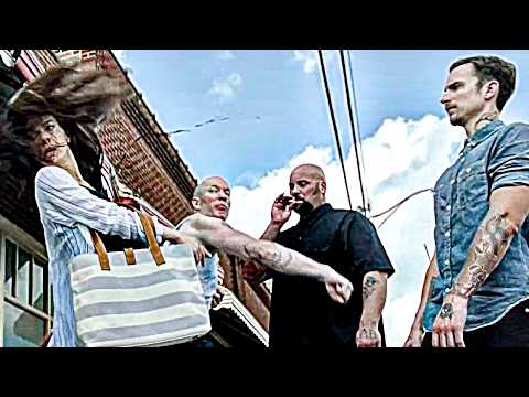 Видео: Гопники Напали На Беременную Жену Копа, Теперь Он Жестоко Отомстит