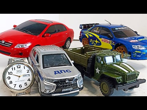 Видео: Обзор покупок с Барахолки Санкт-Петербурга на Удельной. Масштабные модели и бытовые ништяки