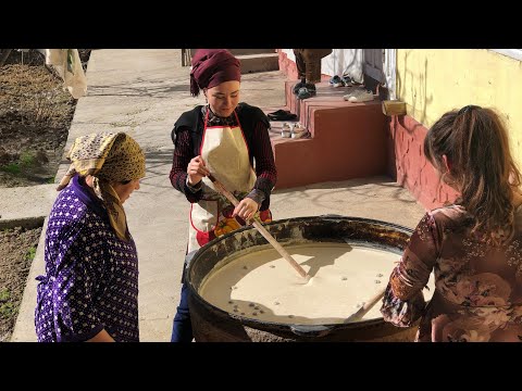 Видео: Главное блюдо Навруза!!!Как варят сумаляк в Узбекистане.Узбекистан.