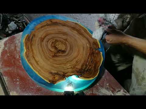 Видео: Журнальный стол из спила вяза и эпоксидной смолы. Часть 2