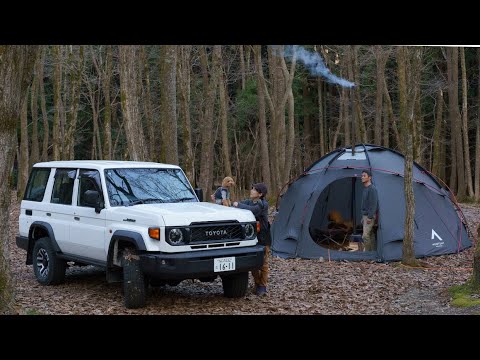 Видео: Кемпинг с собакой на Land Cruiser 70｜Hot Tent Camping