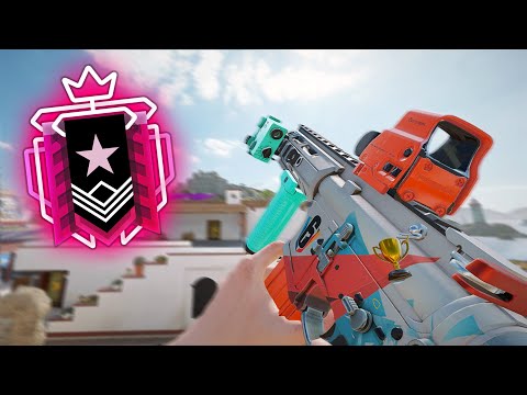 Видео: Как проходит рейтинг чемпиона Siege X №1.