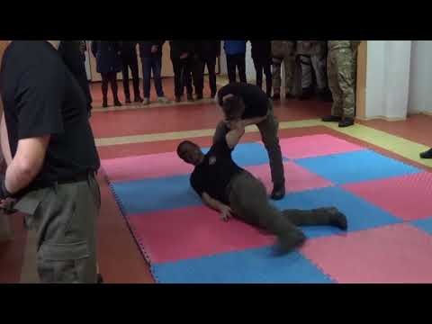 Видео: Министерот Спасовски ги посети кандидатите за припадници на Единицата за специјални задачи