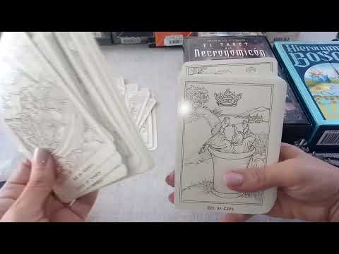 Видео: Карты таро "уродинки", странные, "страшненькие" и "некрасивые" колоды таро, часть ll