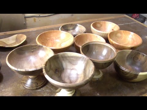 Видео: Осторожно, токарка! Кухонная утварь из дерева ореха и гледичии.