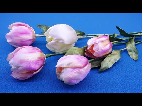 Видео: Tulips from ribbons.DIY/Tulipanes hechos de cintas/Тюльпаны из лент. МК