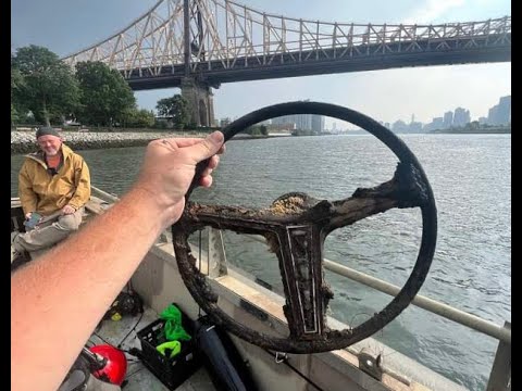 Видео: Автомобиль Роя Демео был найден после 50 лет на дне Ист-Ривер!!!