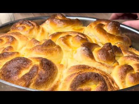 Видео: Пышный хлеб из роз