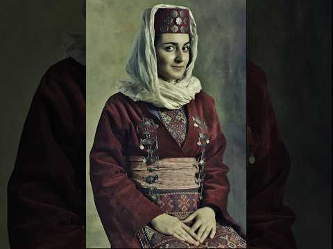 Видео: Головной убор. Почему женщины и девы всегда носили головной убор. Традиции или...