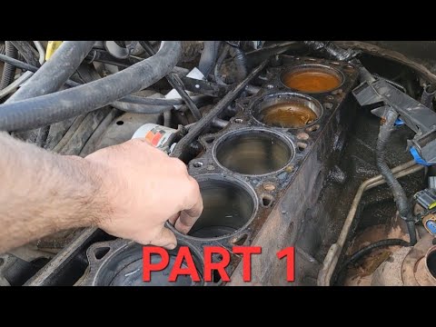 Видео: Подробная замена прокладки головки блока цилиндров двигателя Jeep WJ 4.0. Часть 1 из 2: Разборка