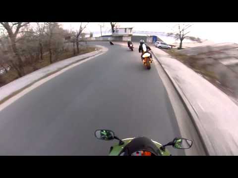 Видео: Спортоводы закрывают сезон ( Киев покатушки 9.11.14 часть 2.5)