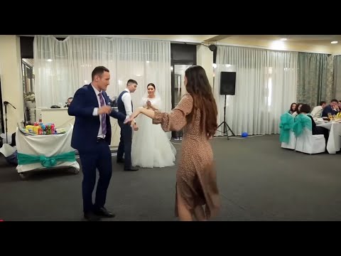 Видео: Құдаша қыз би жарыста фигурасымен таңдай қақтырды. Би жарыс. Тамада Асхат 8778 55 66 5 77