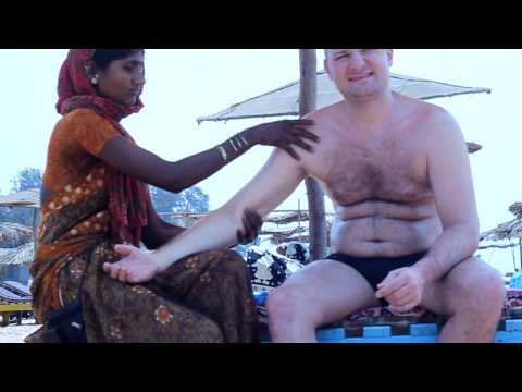 Видео: Индийский массаж рук (Indian hand massage)