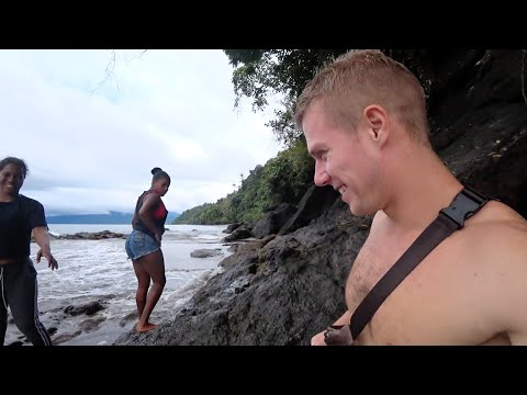 Видео: Колумбийские девушки берут меня в джунгли 🇨🇴