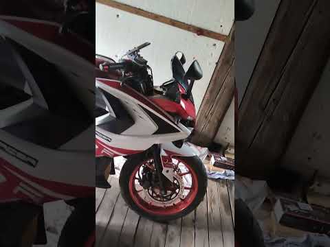 Видео: Рейсер шторм 250 замена масла.