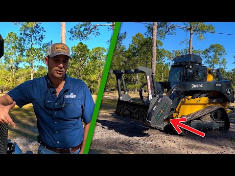 Видео: Обзор мини-погрузчика John Deere Skid Steer 333G: полное руководство и разбор