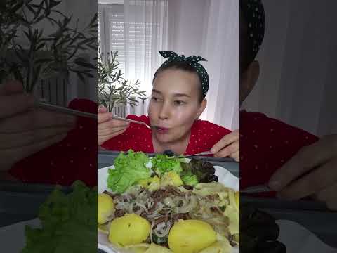 Видео: МОЙ ПОСЛЕДНИЙ МУКБАНГ? Бешбармак! 