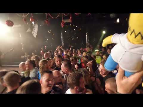 Видео: El Mashe - Пацаны не танцуют (Live @ 16 Тонн, Moscow. 2024.11.19)