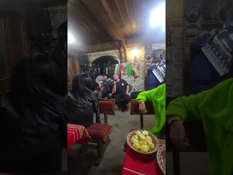 Видео: Хубава вечер с Приятели 🍀🇧🇬 Маестро Петър Ралчев (2)