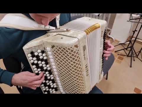 Видео: Итальянский баян Pigini Super King Cassotto! Цельнопланочный бас! Продажа 8917 814-56-22