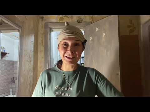 Видео: Ремонт в квартире. Красим заркало и торшер. Истории из моей жизни.