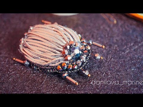 Видео: Брошь Жук из шнура
