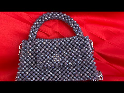 Видео: Как сделать сумку из хрустальных бусин | Пошаговый мастер-класс! Озвучкой