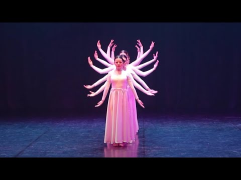 Видео: Эстрадный танец "Ангелы"