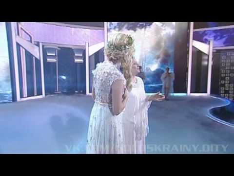 Видео: Нина и Тоня Матвиенко - Piдна мати моя (Рушник)  - Поговори со мною, мама - Место встречи