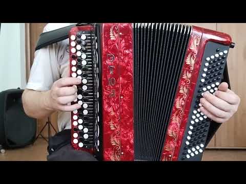 Видео: Баян. Левая клавиатура. Использование слабых пальцев.