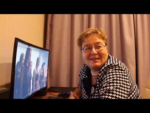 Видео: РЕАКЦИЯ МАМЫ НА [THRILL PILL, Егор Крид & MORGENSHTERN - Грустная Песня]