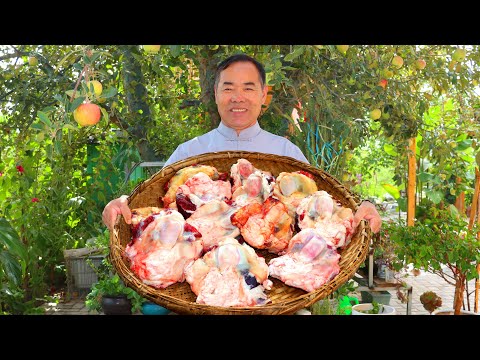 Видео: БЕЗУМНОЕ рагу из говяжьих колен! 10 огромных костей с мясом и жилами!│Дядя Деревенский Гурман