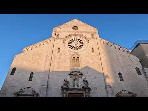 Видео: 🌴4К Пътуване до БАРИ, Италия  🇮🇹 , Април 2024 / Travel to BARI, Italy, April 2024
