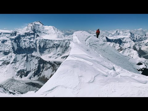 Видео: Памир. Восхождение на пик Корженевской 7105м и пик Сомони 7495м. Часть 2. Корженева