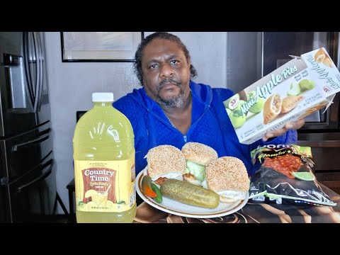 Видео: 3 чипса Sloppy Joes с чипсами Doritos и маленькими яблочными пирогами. С этим лимонадом я готовлю...