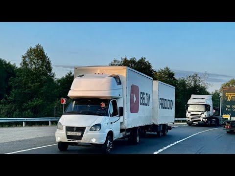 Видео: Фура ушла через отбойник на встречку! Рейс НН - МСК