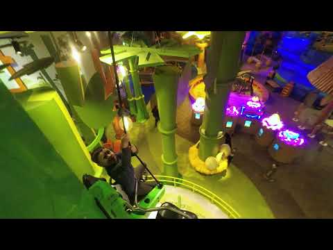 Видео: Один день в Angry Birds Activity park