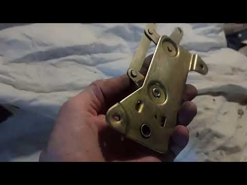 Видео: Боковая дверь авто, полезная доработка. Сдвижная дверь семейства Газель - Соболь.