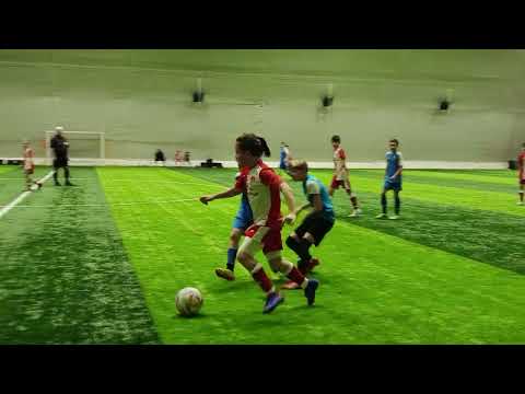 Видео: Кудесник мяча 2012 - Авангард 2012 (1:3) 1 тайм 15.12.24г.